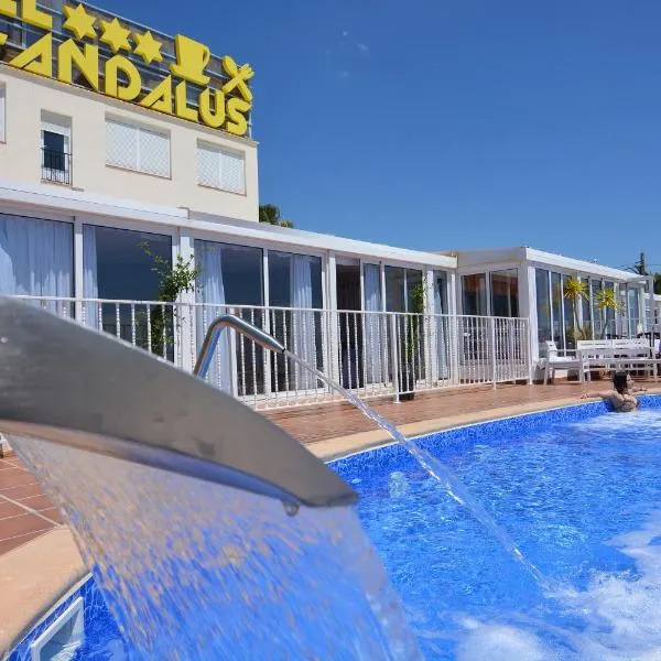 Hotel Al-Andalus: Nerja'da bir otel