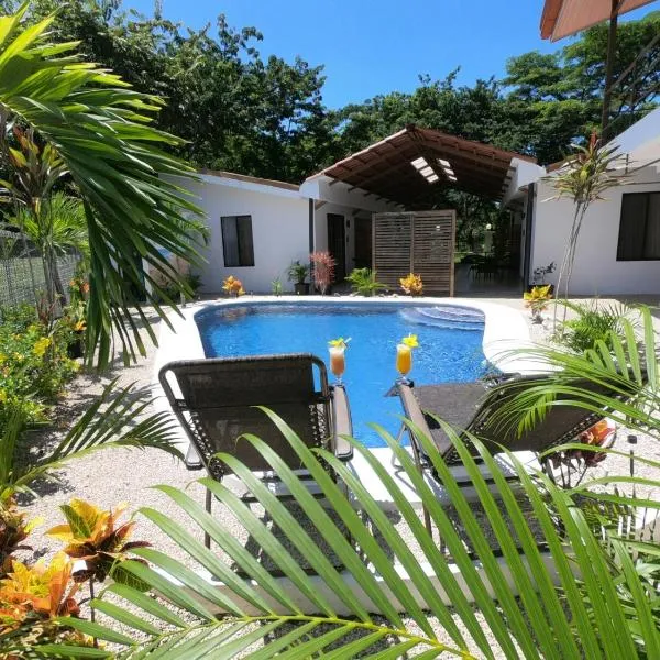 Las Perlitas Rentals Playa Samara, hotelli kohteessa Sámara