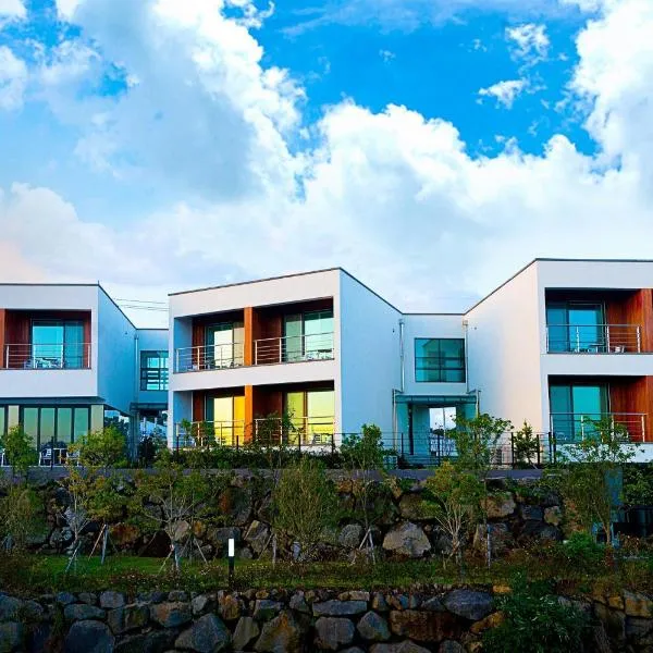 Dorami Pension, Hotel in Seogwipo