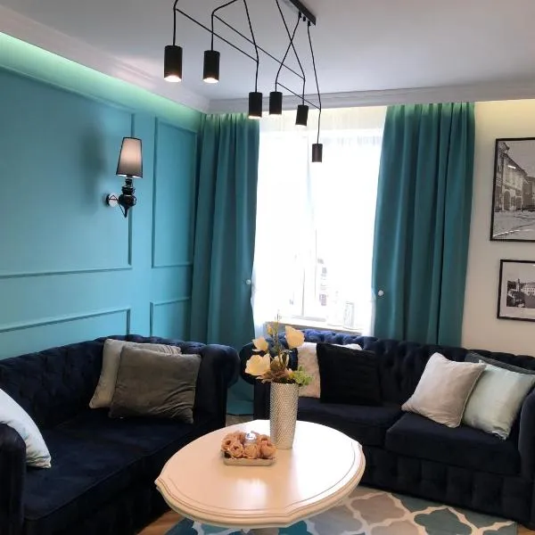 Family & Business Sauna Apartments Paderewskiego Sienkiewicza No2 Centrum Downtown - 2 Bedroom with Private Sauna, Bath with Hydromassage, Parking, ξενοδοχείο σε Kielce