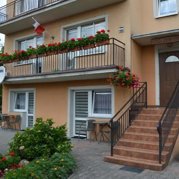 Apartamenty i pokoje u Kryni, hotel v destinaci Sztutowo