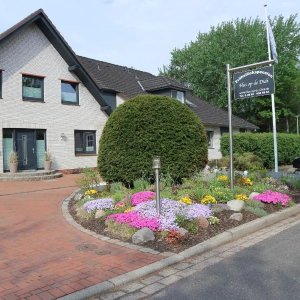 Hus op de Diek, hotel in Borsthusen