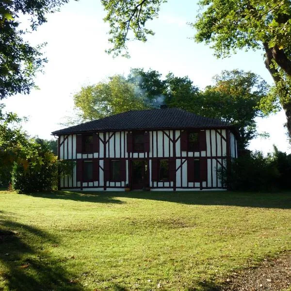 l'Airial de Nahouns, hotel in Commensacq