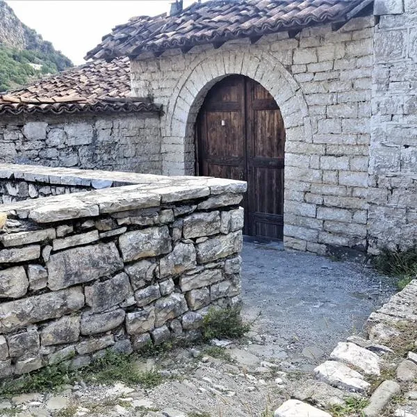 Dhimitri's guest house, hótel í Berat