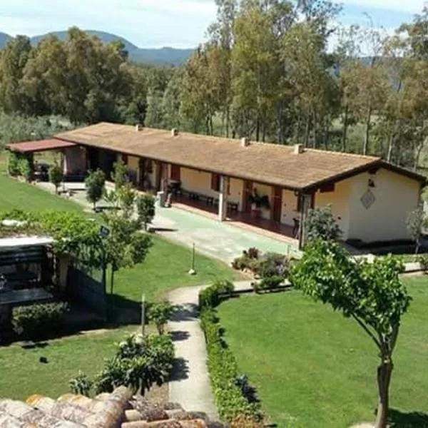Agriturismo Monte Majore, hotel v destinaci Siliqua