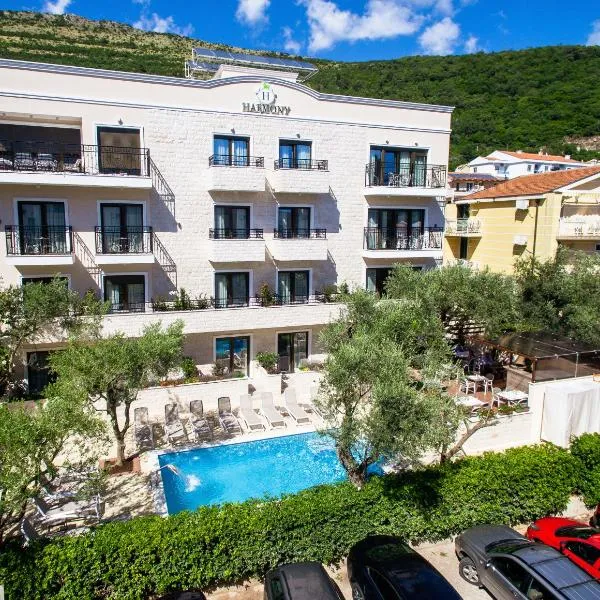 Hotel Harmony by Aycon, hotel v destinaci Petrovac na Moru