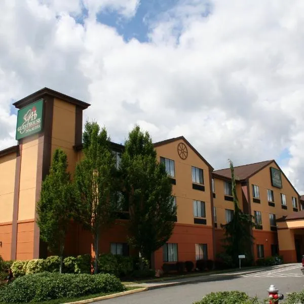 Evergreen Inn & Suites, hotell i Monroe