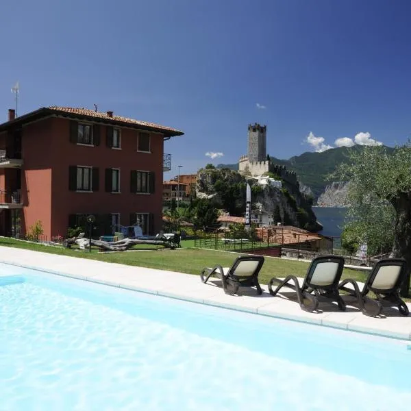 Casa Guarnati Lake View Apartments, hotel v destinaci Malcesine