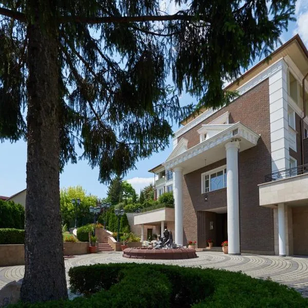Erla Villa Boutique Hotel, hotel v destinácii Eger