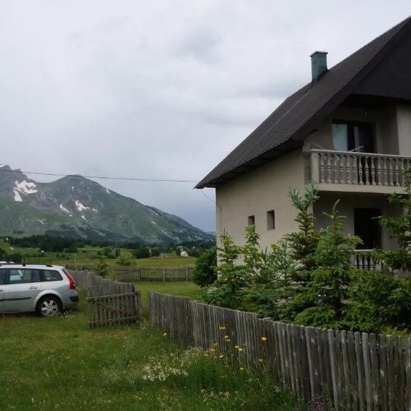 Kovcica Rooms, hotel na Žabljaku