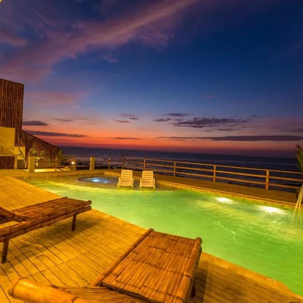 Penthouse Kahuna, hotel v destinaci Canoas de Punta Sal