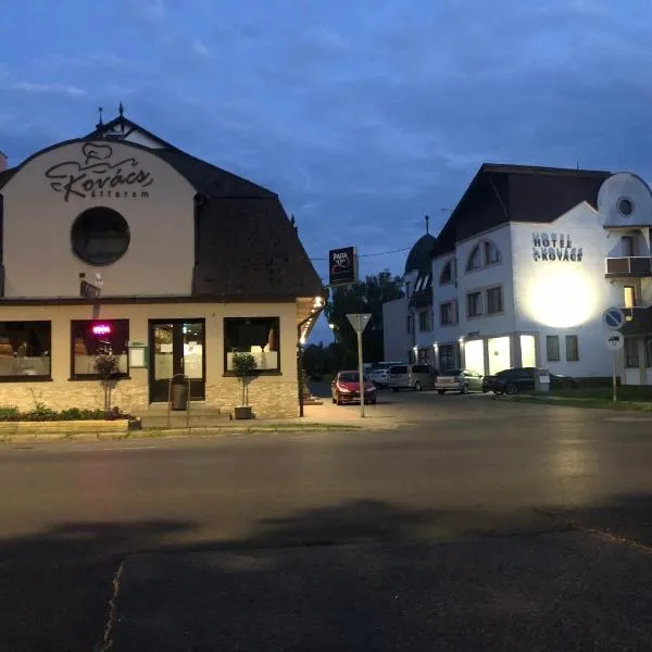 Kovács Hotel Superior, hotel v destinaci Vásárosnamény