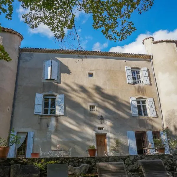 Chateau de Laric, hotel in Oze