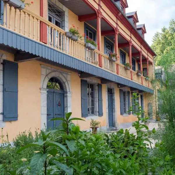 Le Relais, hotel v destinaci Bagnères-de-Bigorre