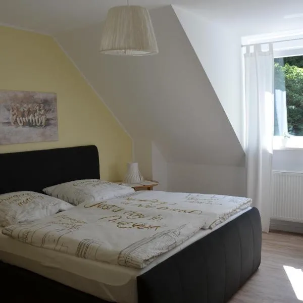 Moni's Ferienwohnung, hotel u gradu 'Bad Bertrich'