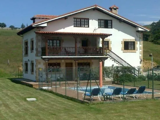 Posada Adela, hotel v destinaci Santillana del Mar