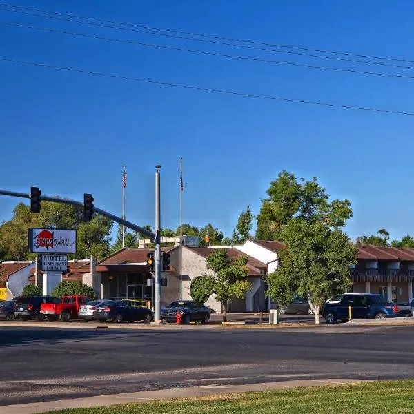 Sundowner Station, hotel em Riverton