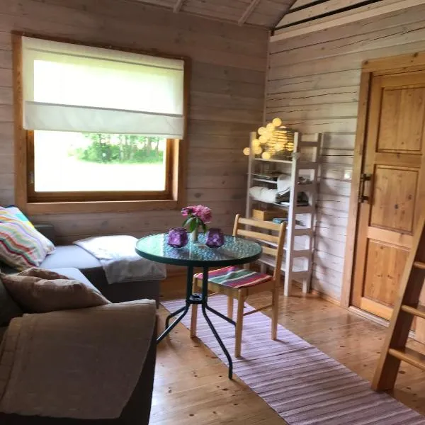 Laasi Cozy Cottage, hotell Sõrus