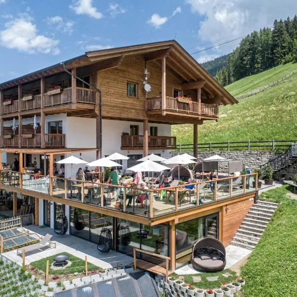 Mountain Lodge Prennanger, hotel di Schenna