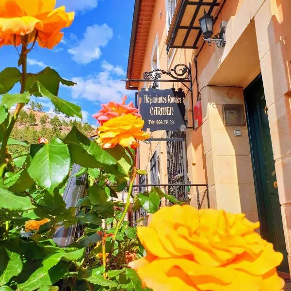 Alojamientos Carmen, hotel in Cañamares