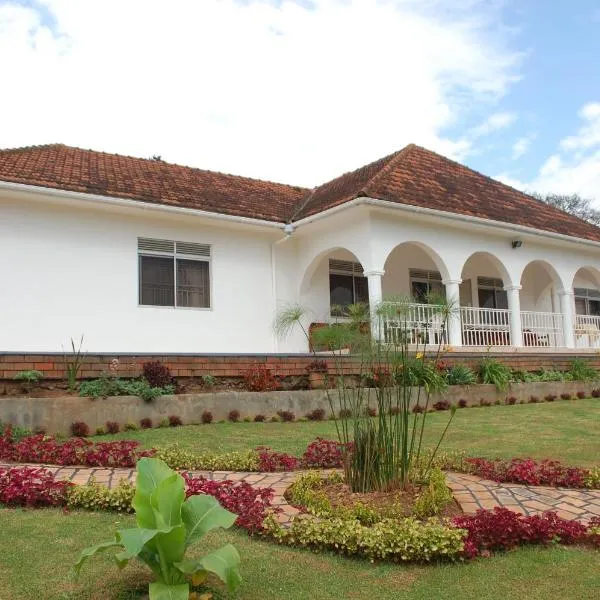 Kigezi Gardens Inn โรงแรมในKabale