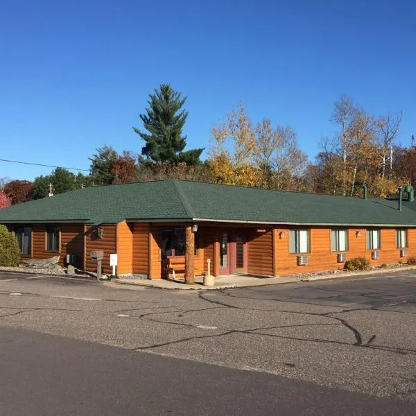 Northwoods Inn & Suites Minocqua, hotel in Saint Germain