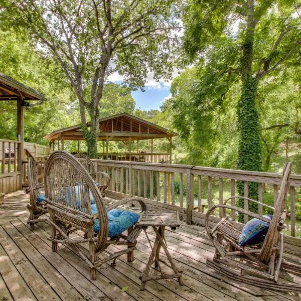 Creekside Casita, hotel in Schumannsville