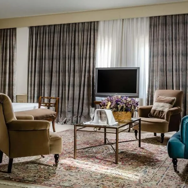 Gran Hotel La Perla, hotel v destinaci Pamplona