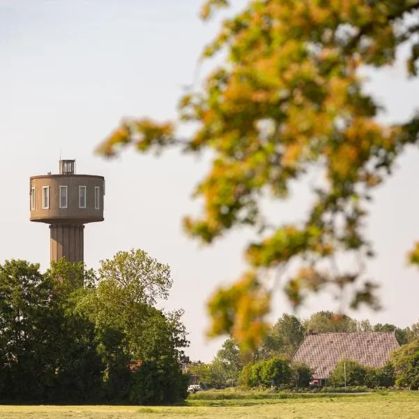 Watertorenhotel Nes, hotel en Grou