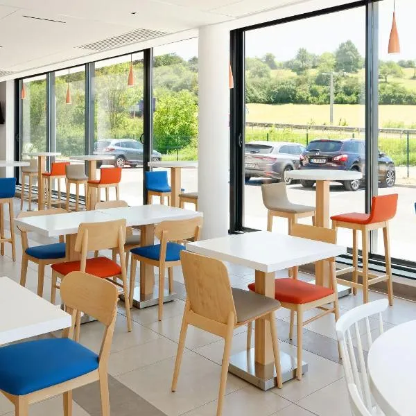 Hôtel AKENA Besançon, hotel v destinácii Besançon