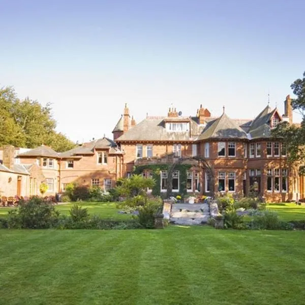 Savoy Park Hotel, hotel v destinaci Ayr