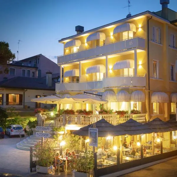 Hotel Le Lampare, hotelli kohteessa Porto Santa Margherita di Caorle