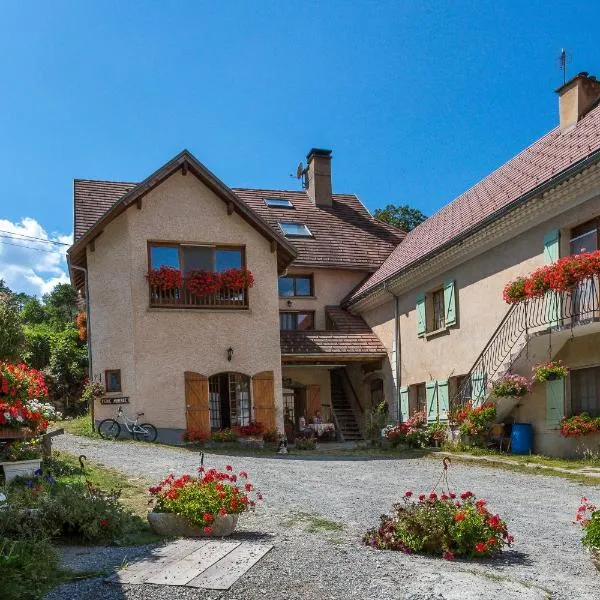 Chambres d'hotes Les Clarines, hotel in Corps