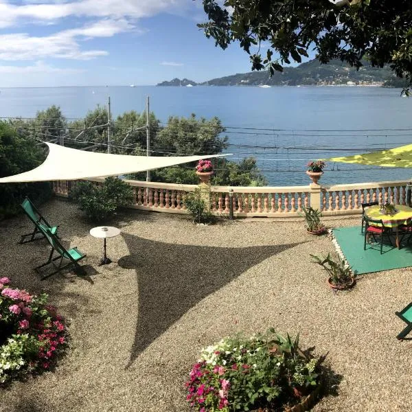 B&B Ladidi, hotel v destinaci Rapallo