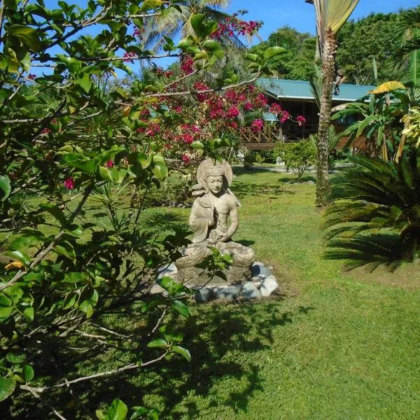 J and H Garden Cabinas, hotell sihtkohas Bocas Town