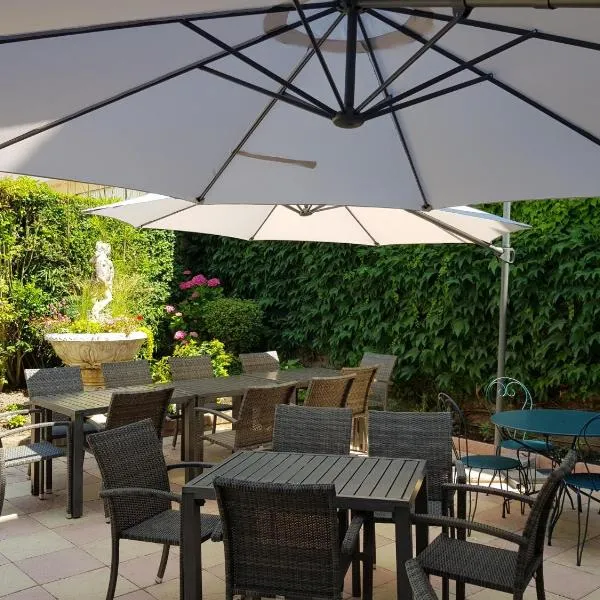 Come Inn, hotel in Saint-Martin-lʼHortier