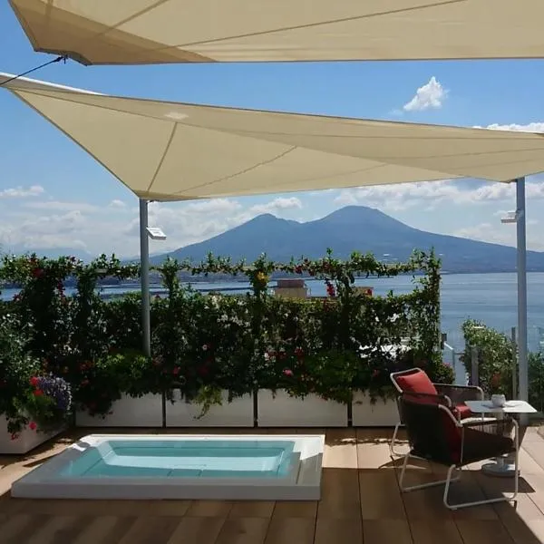 Grand Hotel Vesuvio, hotel v Neapoli