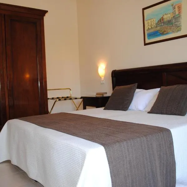 Hotel Park Siracusa Sicily: Villa Bosco'da bir otel