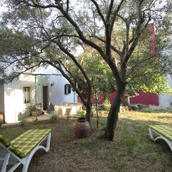 Holiday Home Krista，Miholašćica的飯店