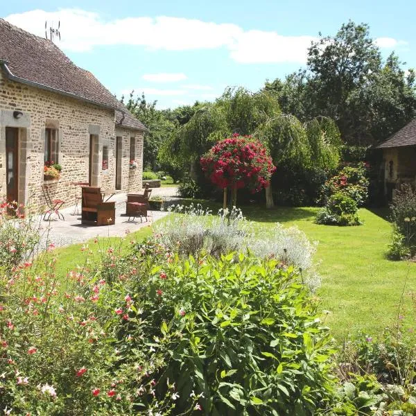 Chambre d'hôte Courtoux, hotel v destinaci Saint-Denis-sur-Sarthon