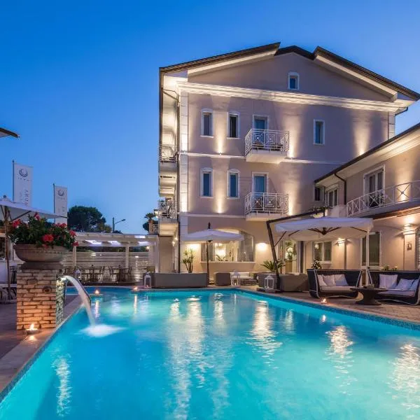 Hotel Luna, hotel in Marina di Massa