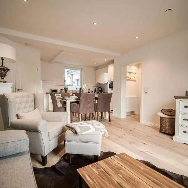 Traumhaus, hotel a Westerland