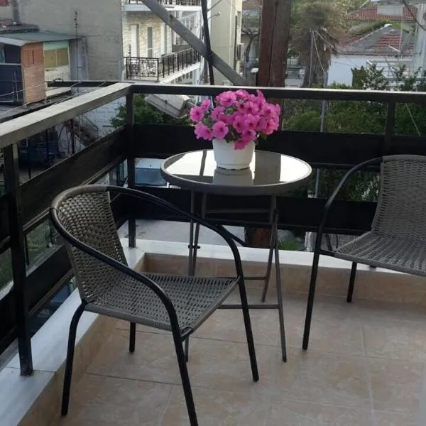Apartment by the Beach, hotel in Neoi Epivates