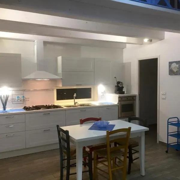 Casa Azzurra, hotel v destinaci Marina di Gioiosa Ionica