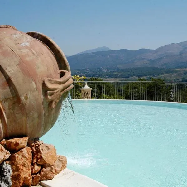Bosco D'Olmi Country House, hotel v destinácii SantʼAndrea del Garigliano