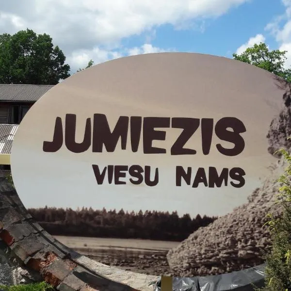 Guest house Jumiezis, hotel in Odziena