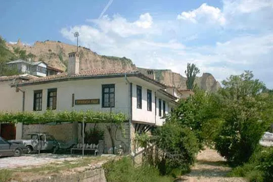Узуновата къща, хотел в Мелник