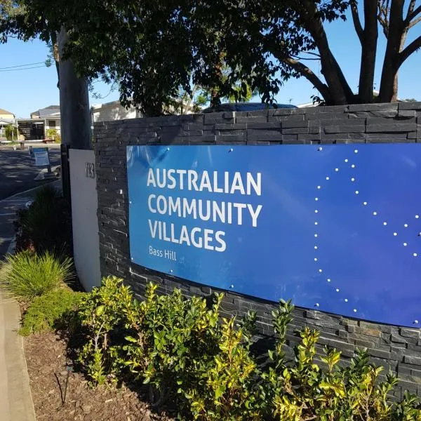 Australian Community Villages, hotel di Bankstown