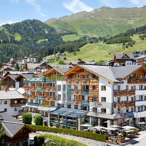 Hotel Tirol Fiss、プルツのホテル