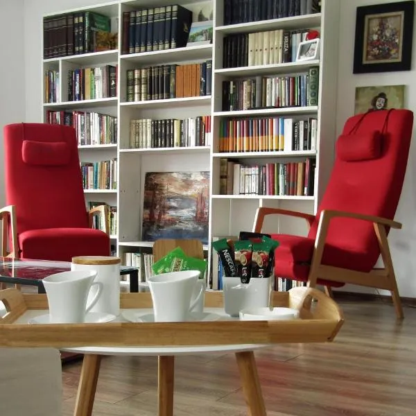 Apartment & Room Renee、オシエクのホテル